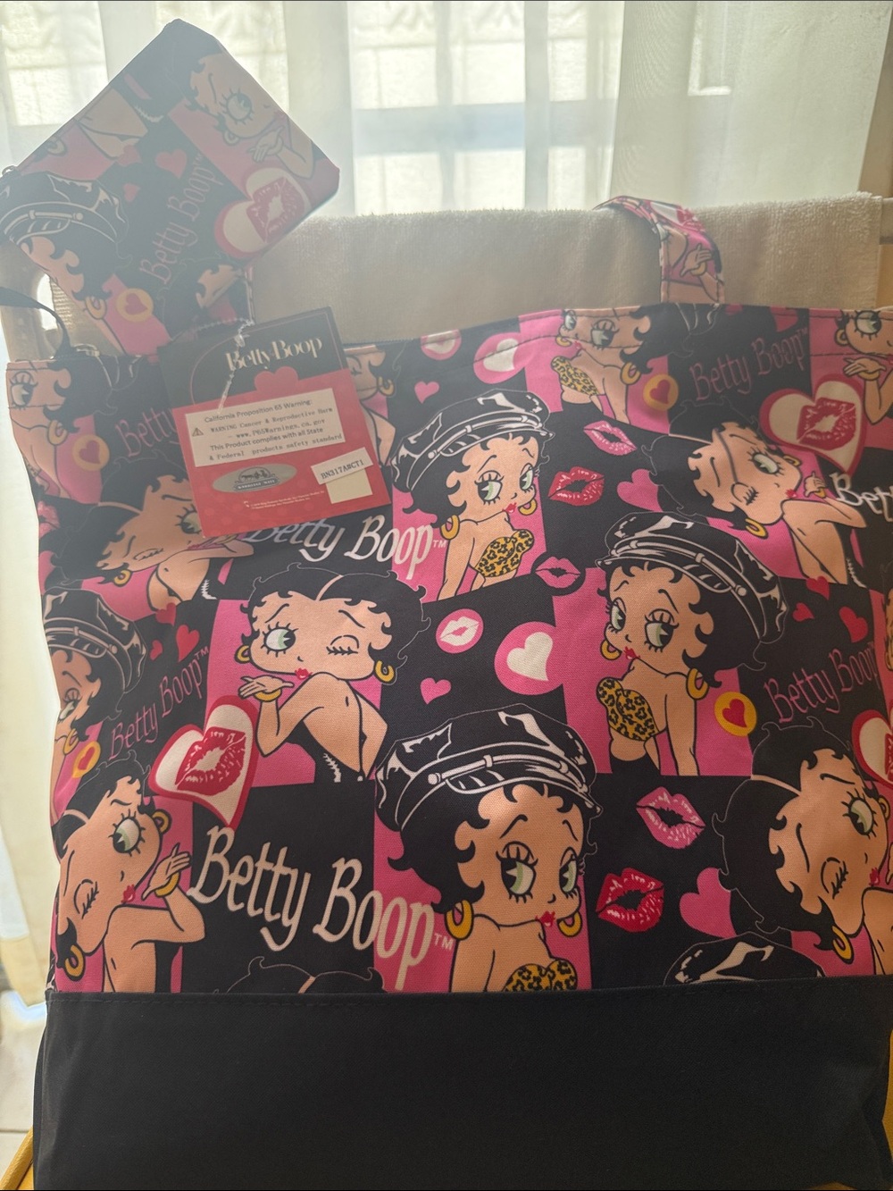 😍Betty Boop Black & Hot Pink Graphic Tote